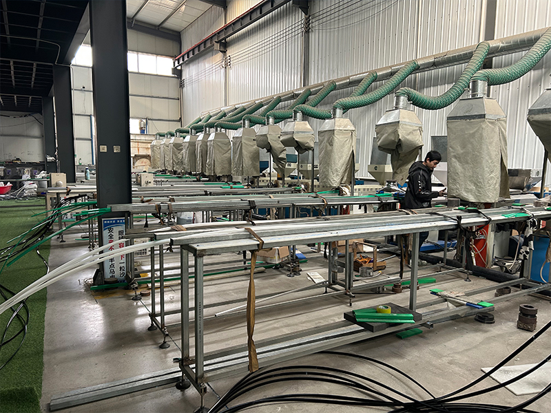 Extrusion equipment