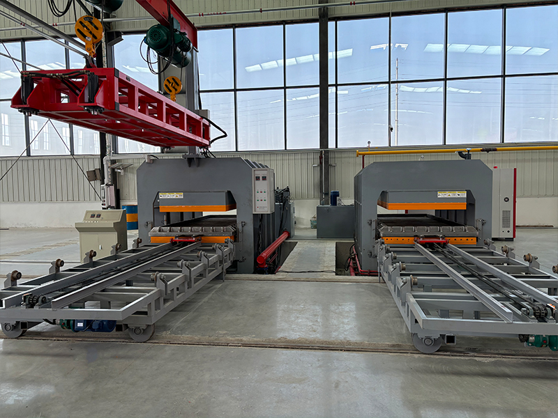 Molding equipment